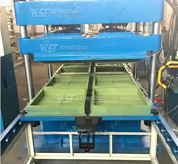 Automatic rubber tile vulcanizing press machine production line